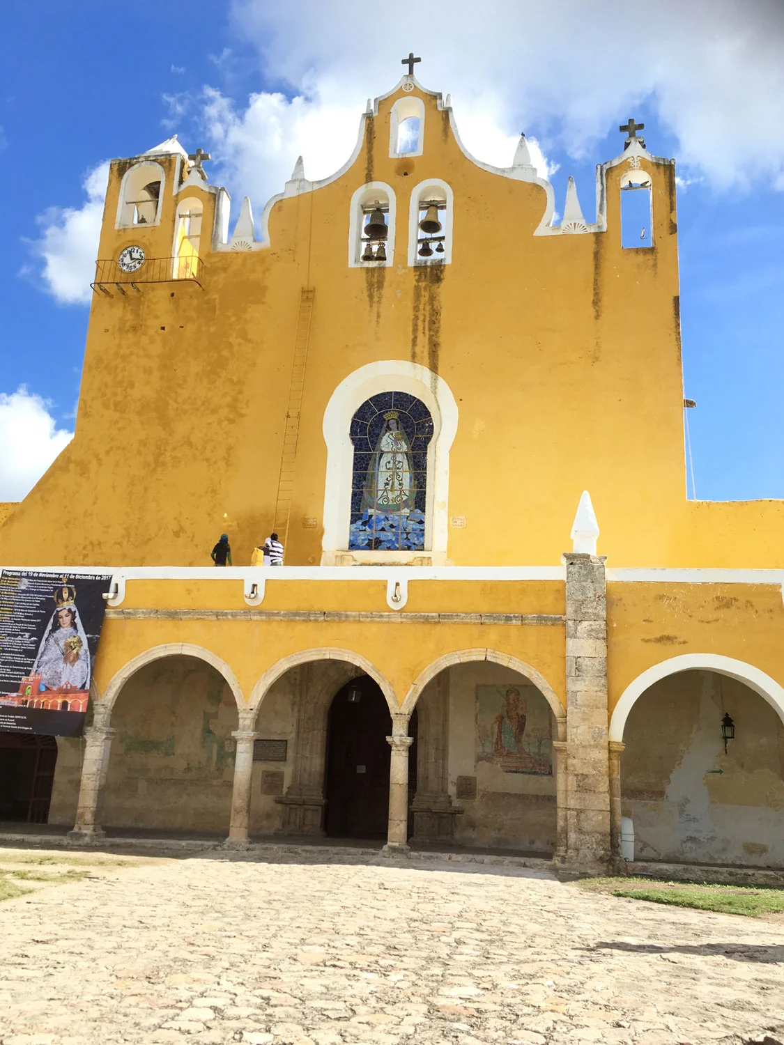 Hammocks_and_Ruins_Blog_Riviera_Maya_Mexico_Travel_Discover_Yucatan_What_to_do_Merida_Izamal_Town_37.jpg