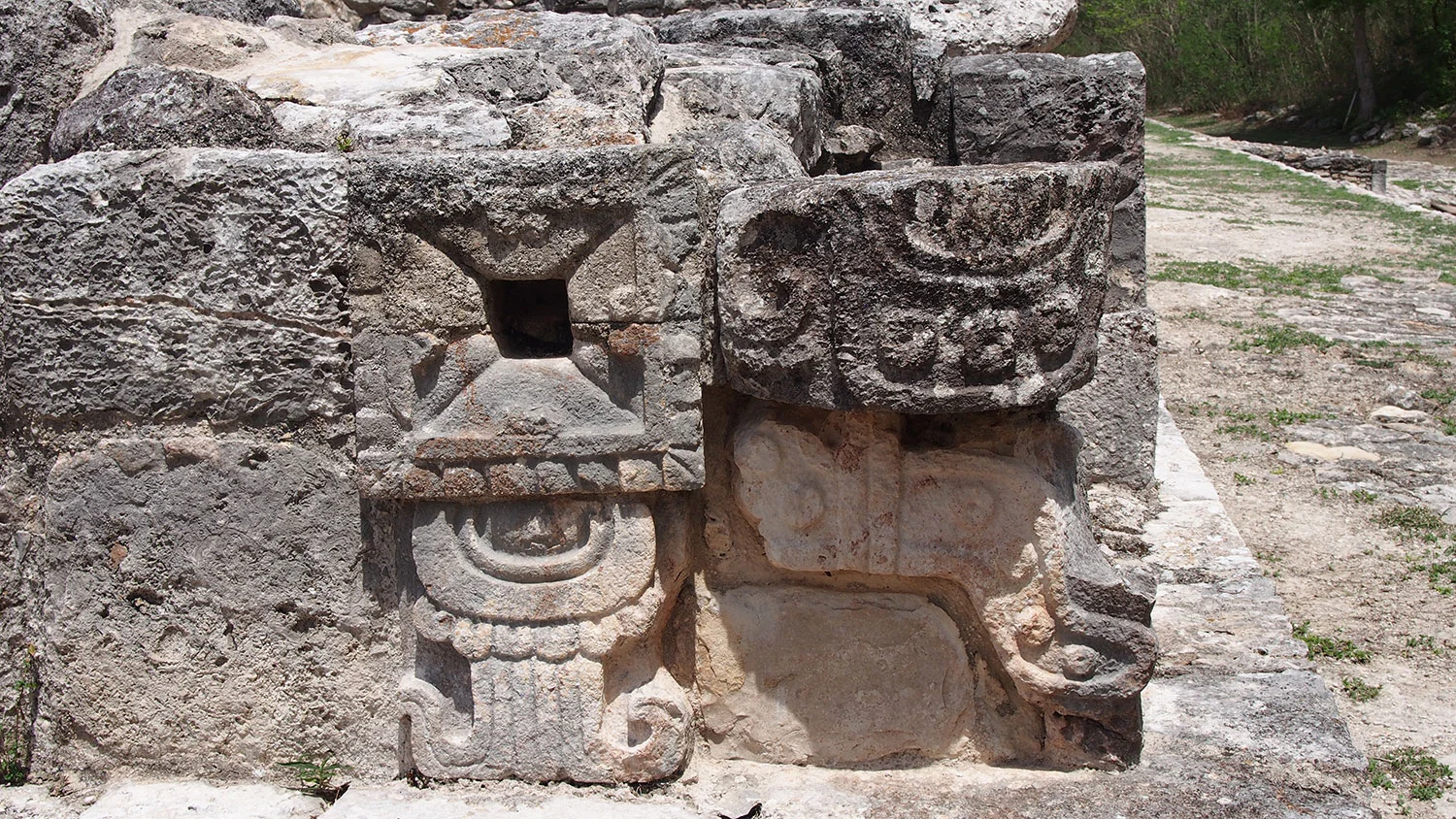 Hammocks_and_Ruins_Blog_Riviera_Maya_Mexico_Travel_Discover_Yucatan_What_to_do_Maya_Archeology_Mayapan_Ruins_109.jpg