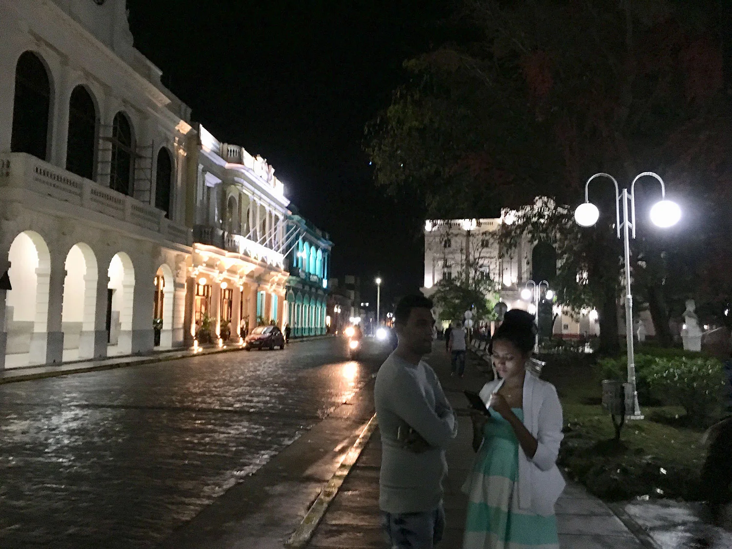 Hammocks_and_Ruins_What_to_Do_Cuba_Havana_island_colonial_town_Santa_Clara_9.jpg