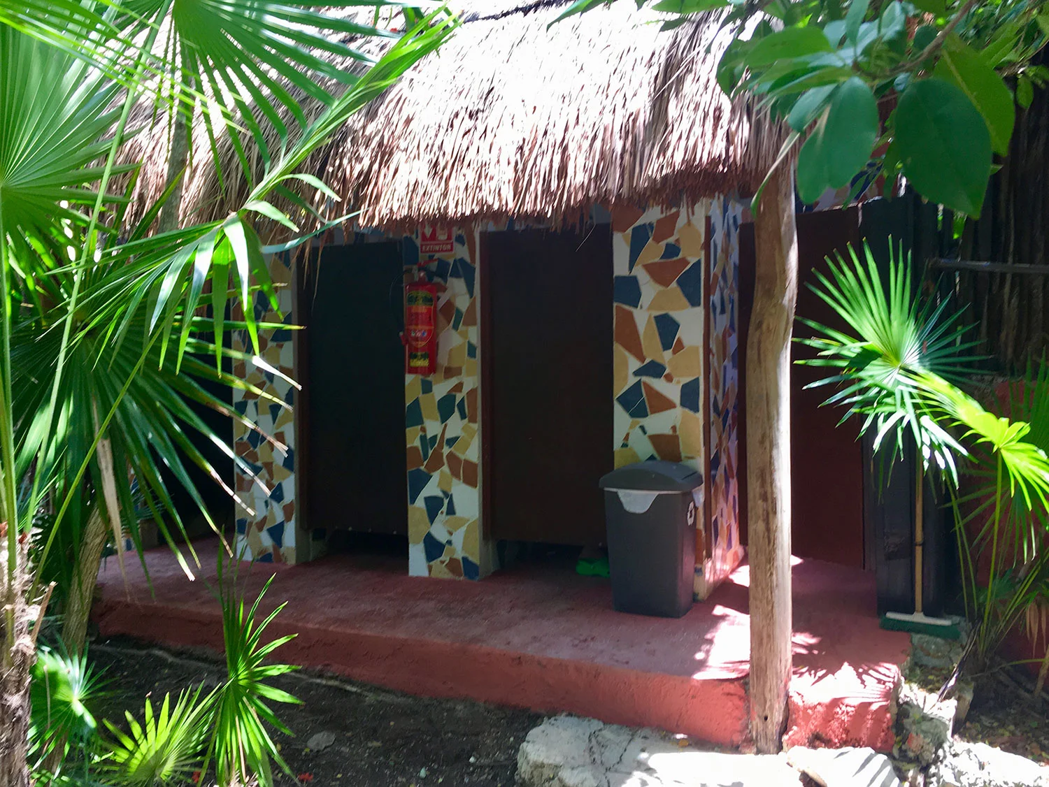 Hammocks_and_Ruins_What_to_Do_Yucatan_jungle_lake_cenote_Yal_Ku_5.jpg