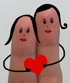 fingers-2010107__340.jpg