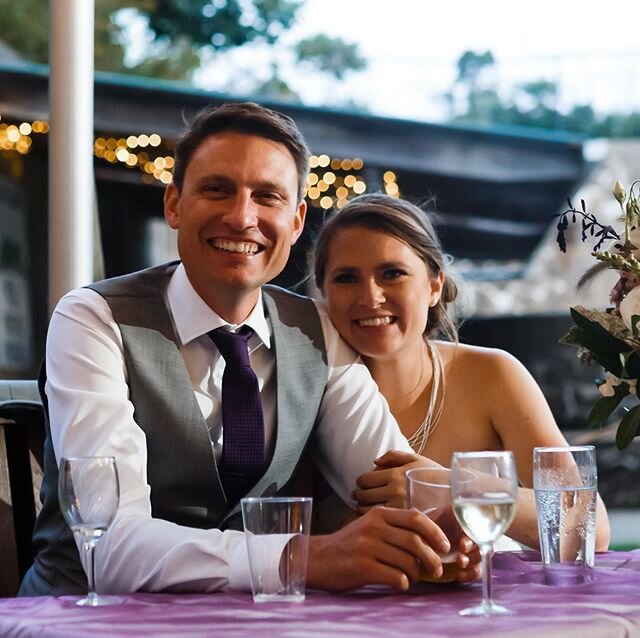 Nothing hits like a great toast.

#toastofthetown #islandweddings #maineweddings #maineweddingphotography