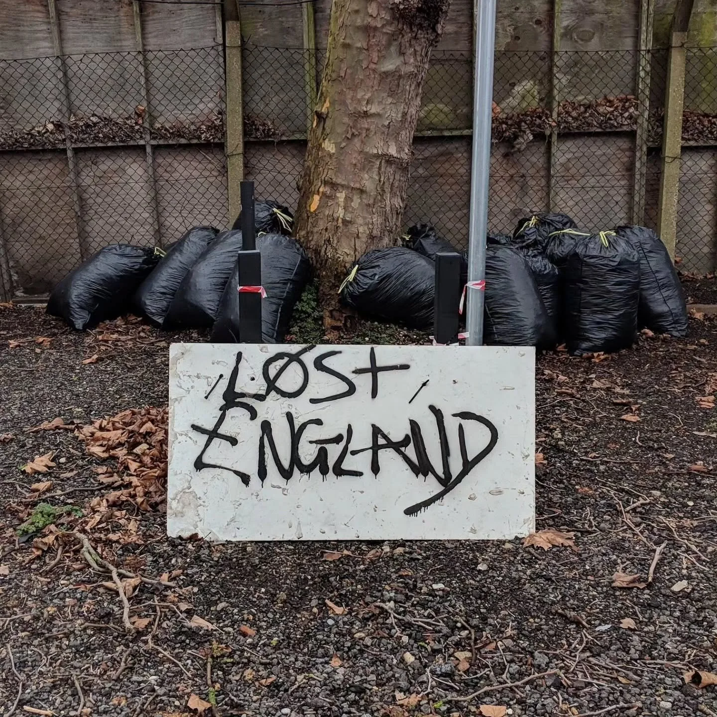 Upcoming offsite project -&nbsp;Vernacular, Sluice Expo Colchester, 14 - 16 June 2024. @sluice__

'For Venacular, Atlas House presents works by John Deeper and Carl Morton, framing the complexities of their practices to bring light on how deeply pers