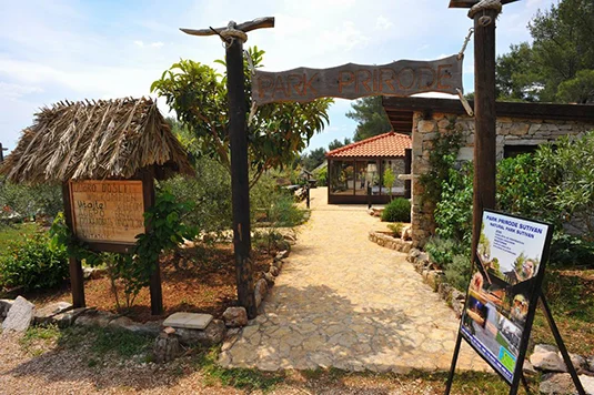Sutivan1.jpg