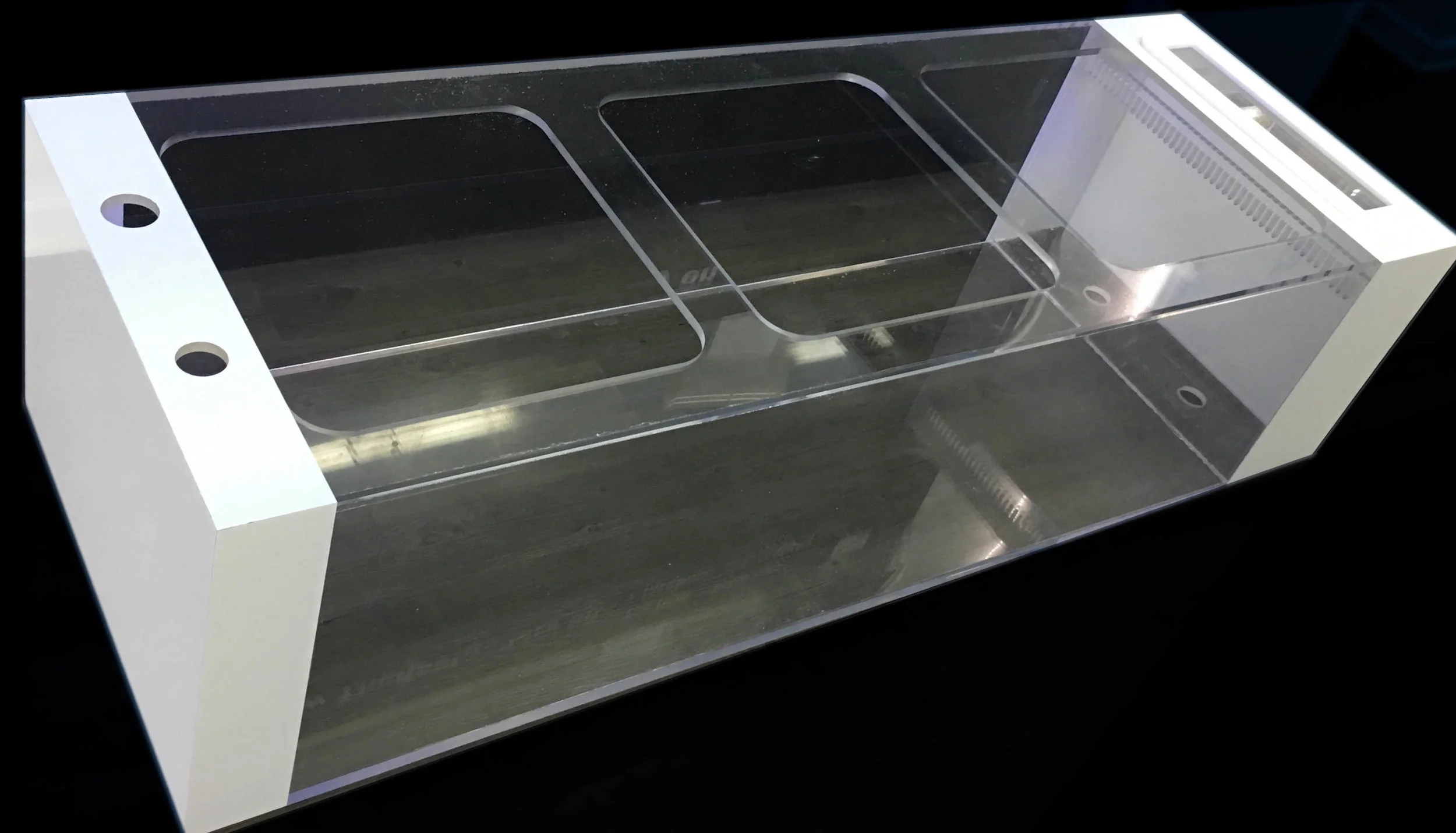 Large acrylic refugium