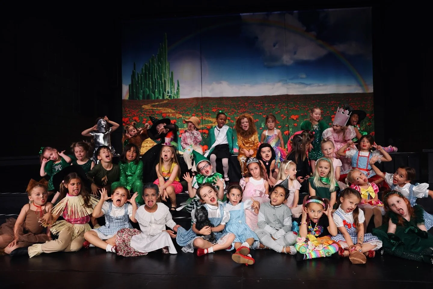 They had the heart, the courage, and the brains to make pure magic today 🌈💚