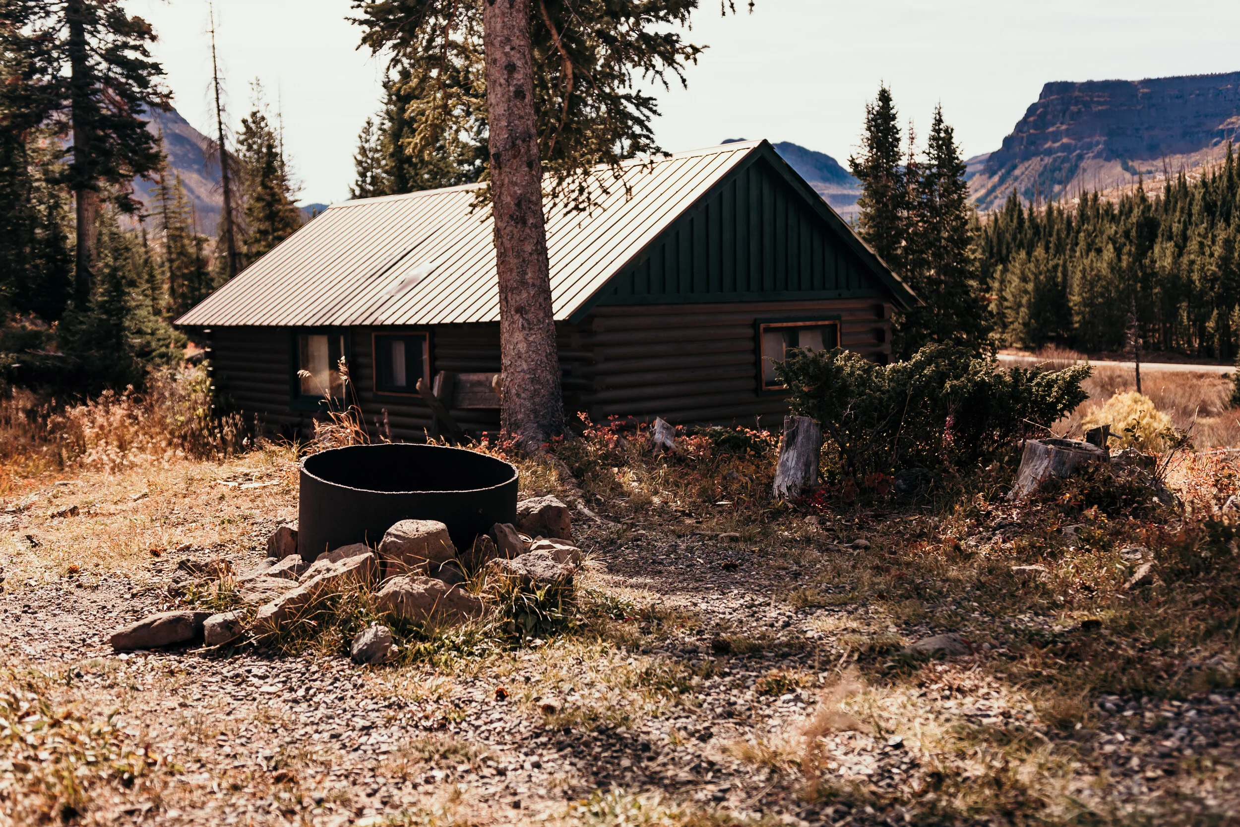 Our Cabins — Trappers Lake Lodge