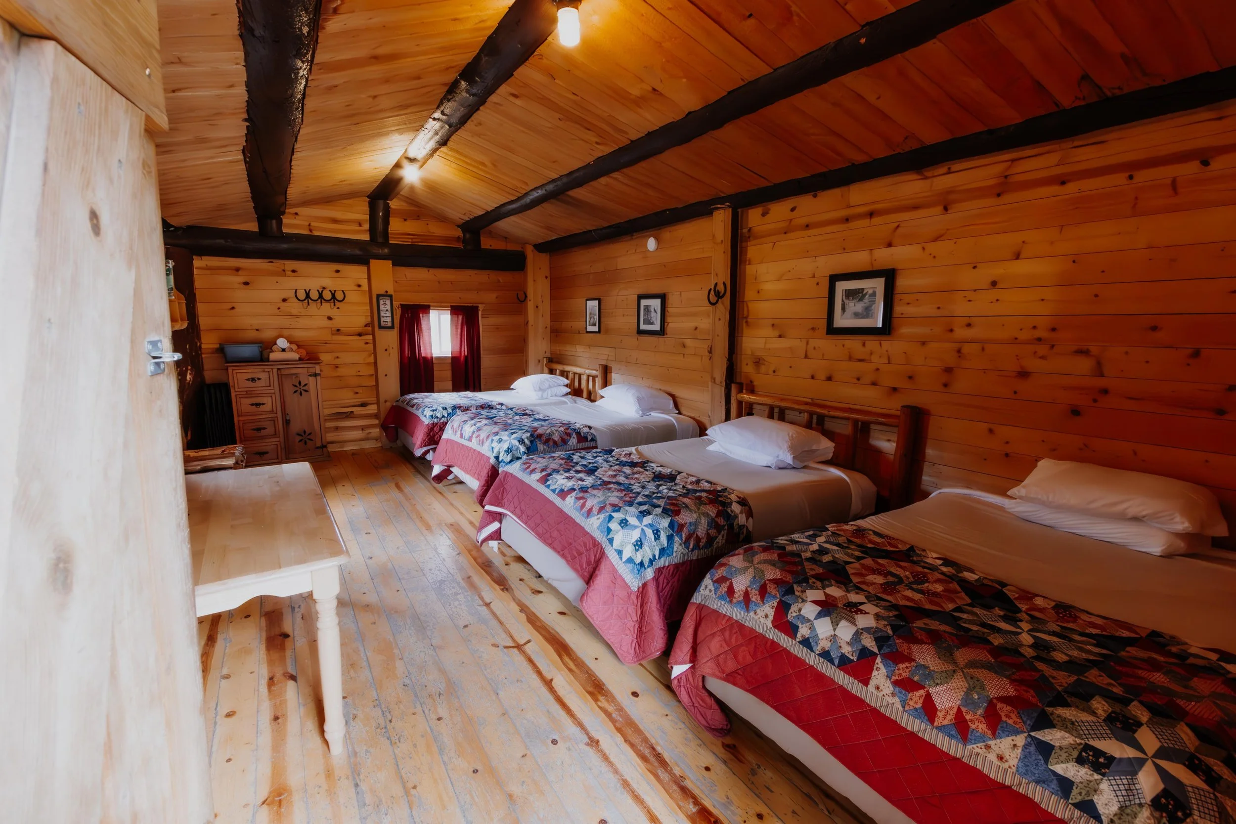 Cabin 18.jpg