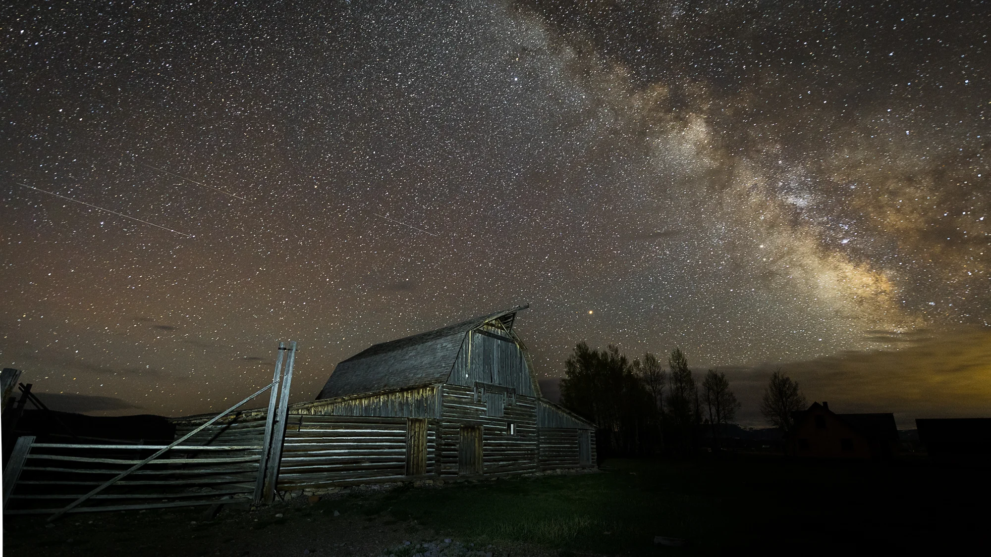 Milky Way over Moulton Barn with a few shooting stars. 