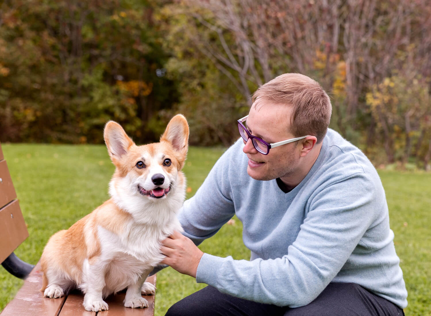 Corgi-dog-and-owner-Earl-bales-park-Photography.jpg