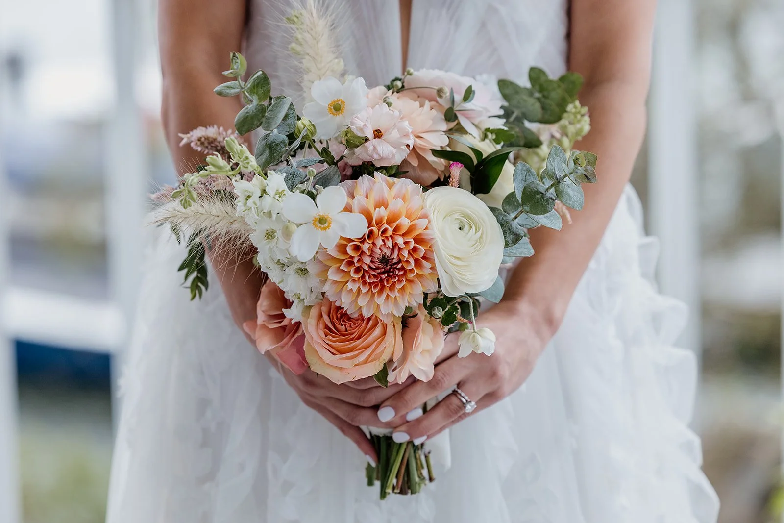 Dan-DreaWedding.SneakPreviews-34.jpg
