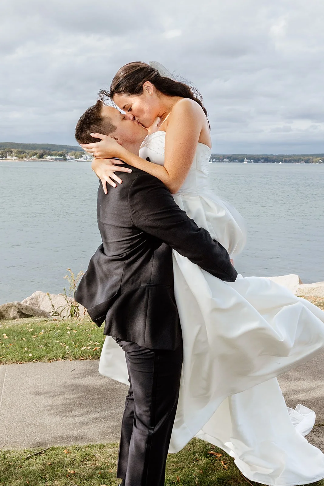 HansenWeddingPreviews-35.jpg