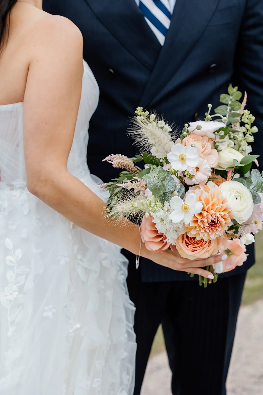 Dan-DreaWedding.SneakPreviews-21.jpg