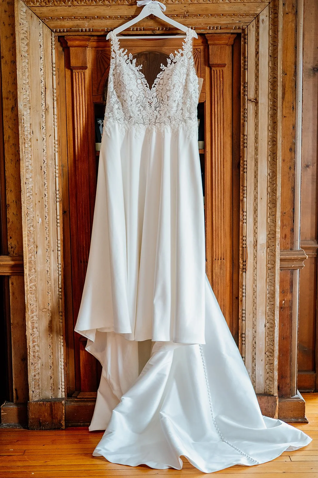 LindseyOlivia_SneakPreviews-6.jpg