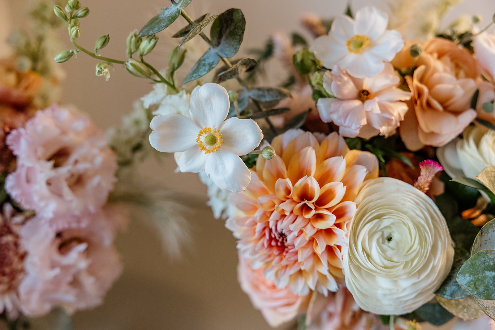 Dan-DreaWedding.SneakPreviews-14.jpg