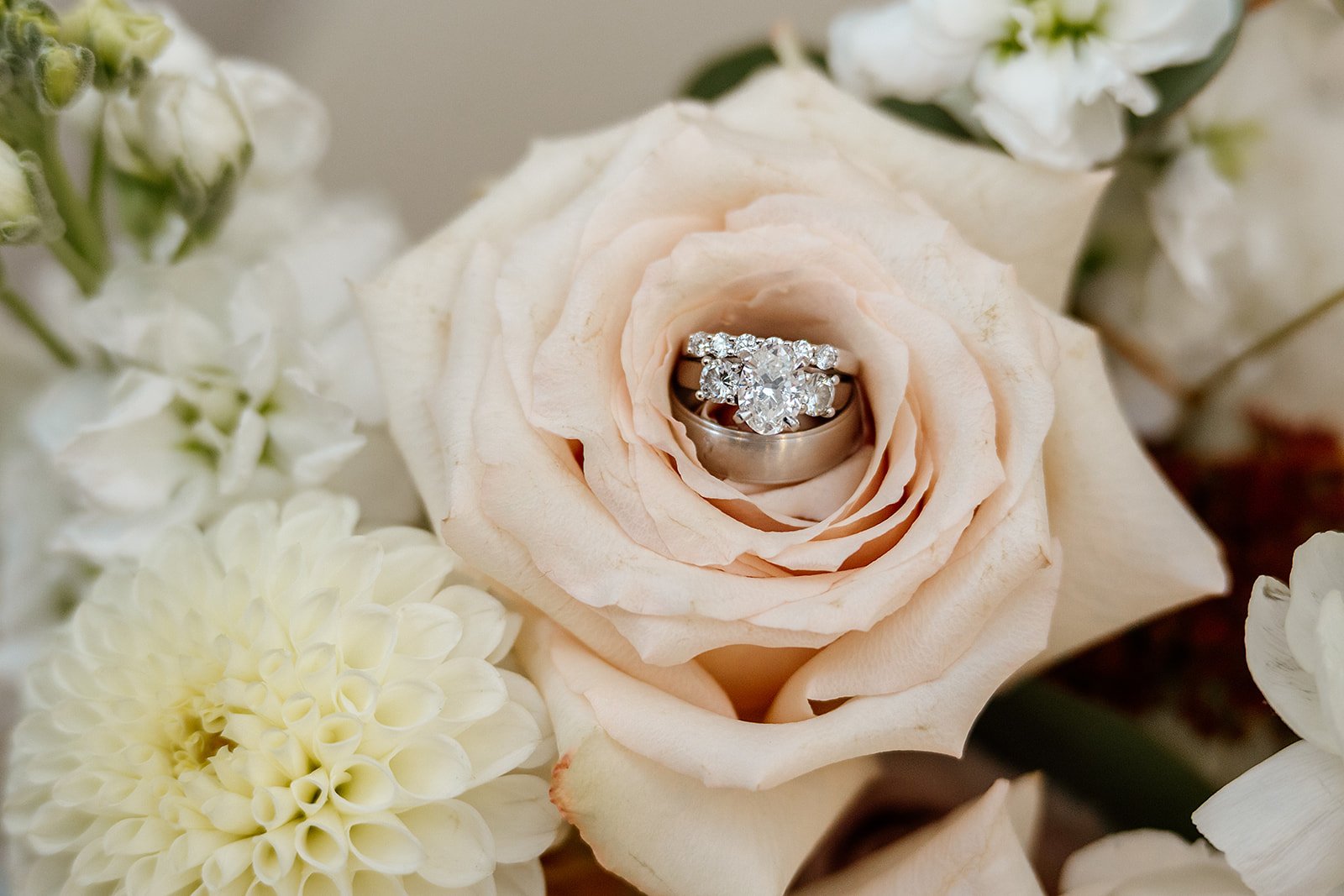 HansenWeddingPreviews-10.jpg