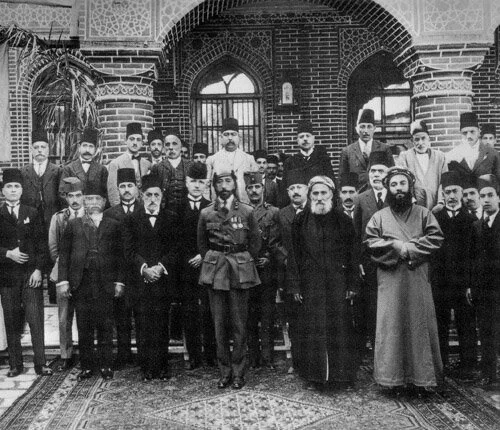 King Faisel I visit Baghdad Jewish community with chief Rabbi Ezra Ruben Dangoor and community notables.jpg