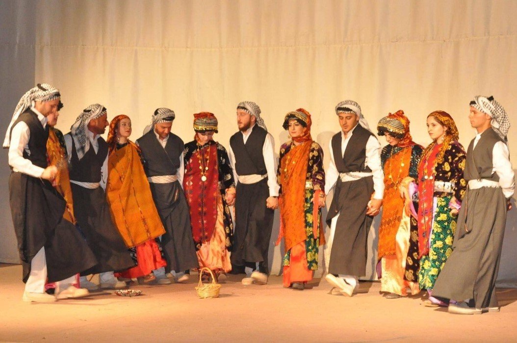  Karmlash Folklore team dance. 