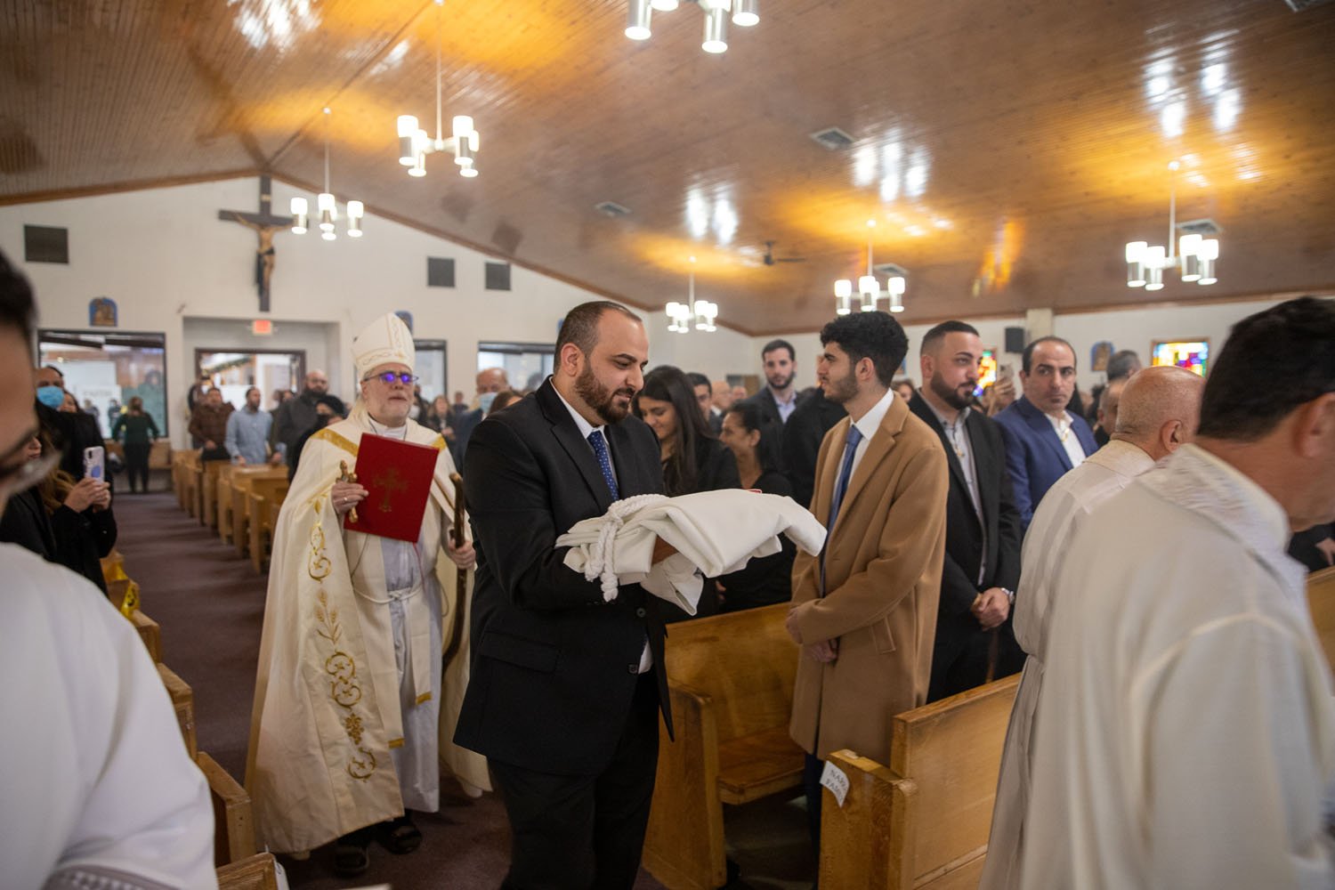  During the ceremony, Subdeacon Namir processed in carrying a stole in his hands. 