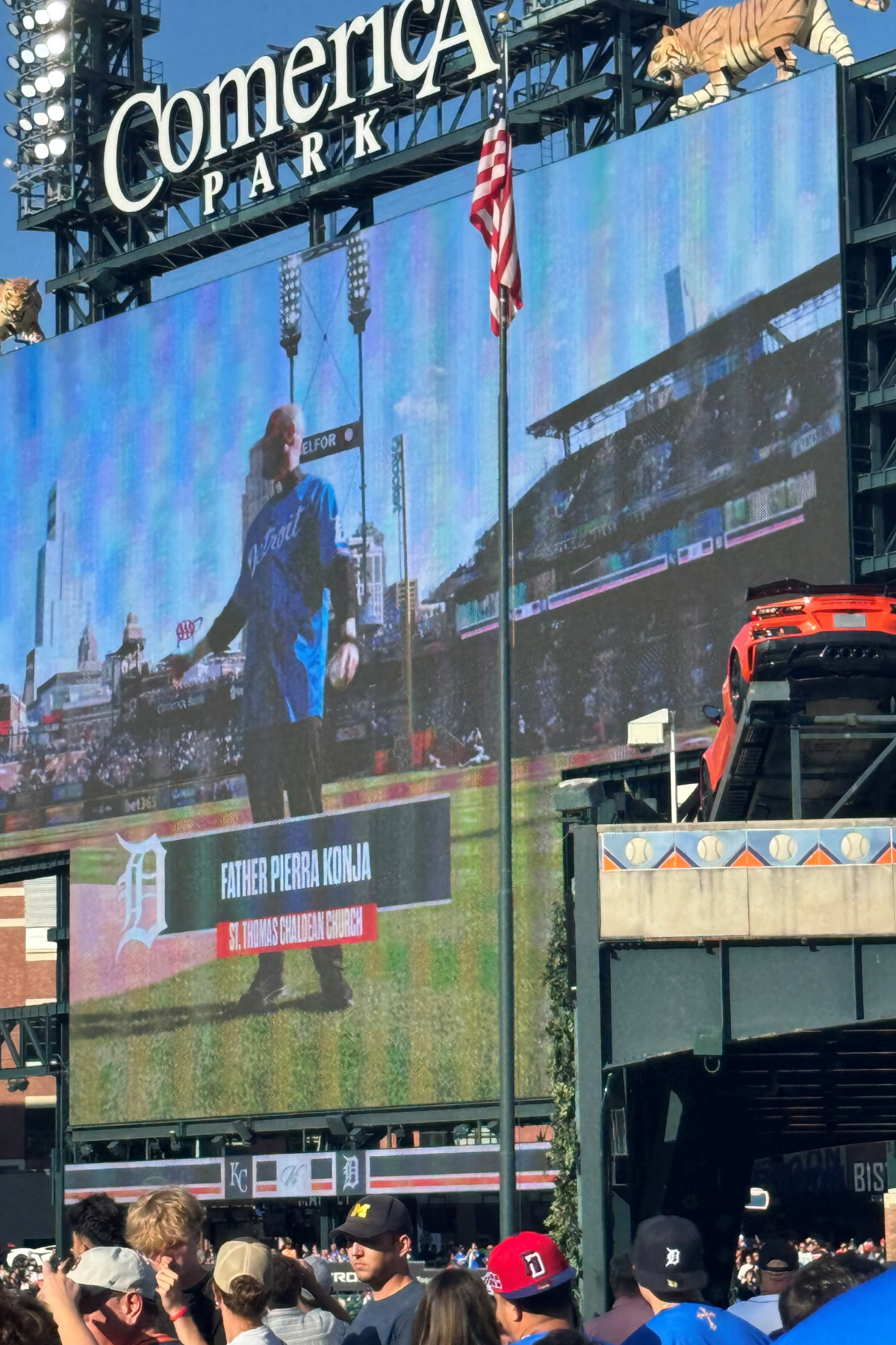 Chaldean Day at Comerica (11).png