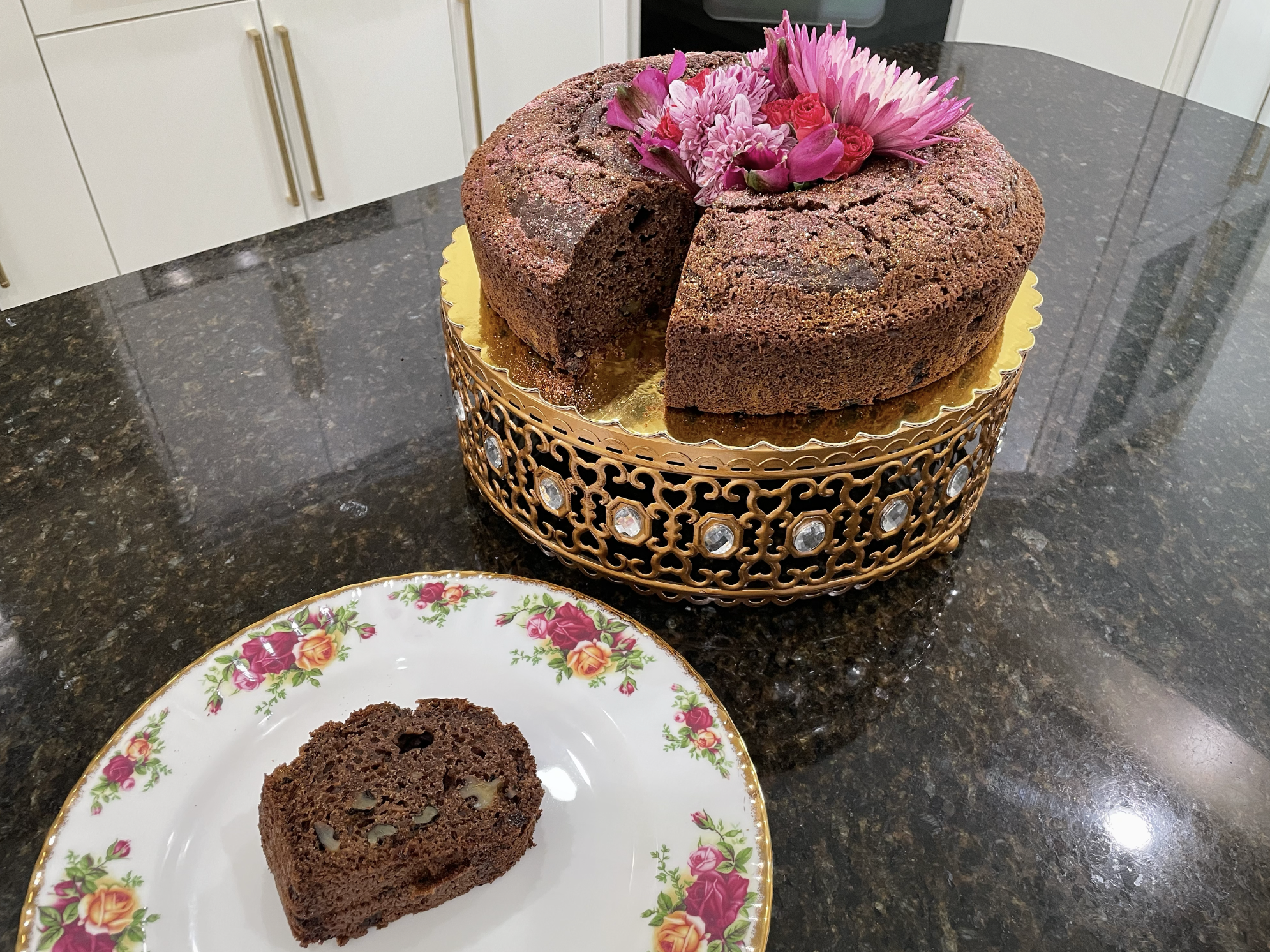 Traditional Iraqi Wedding Cake