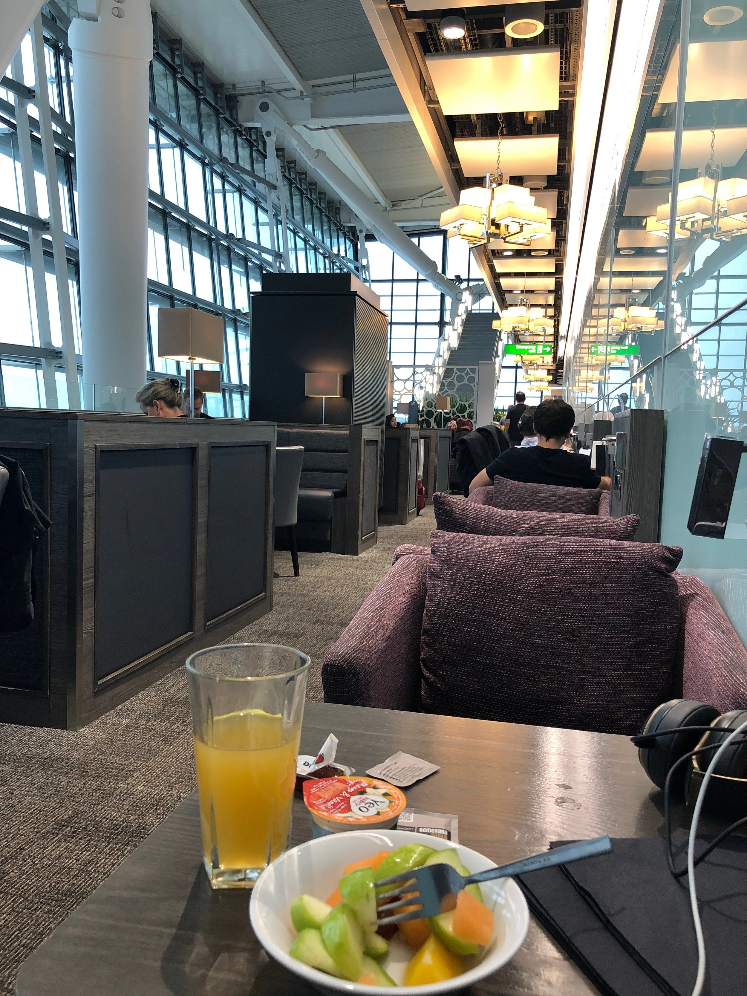 PriorityPass lounge at London Heathrow Airport. Nov. 2018.