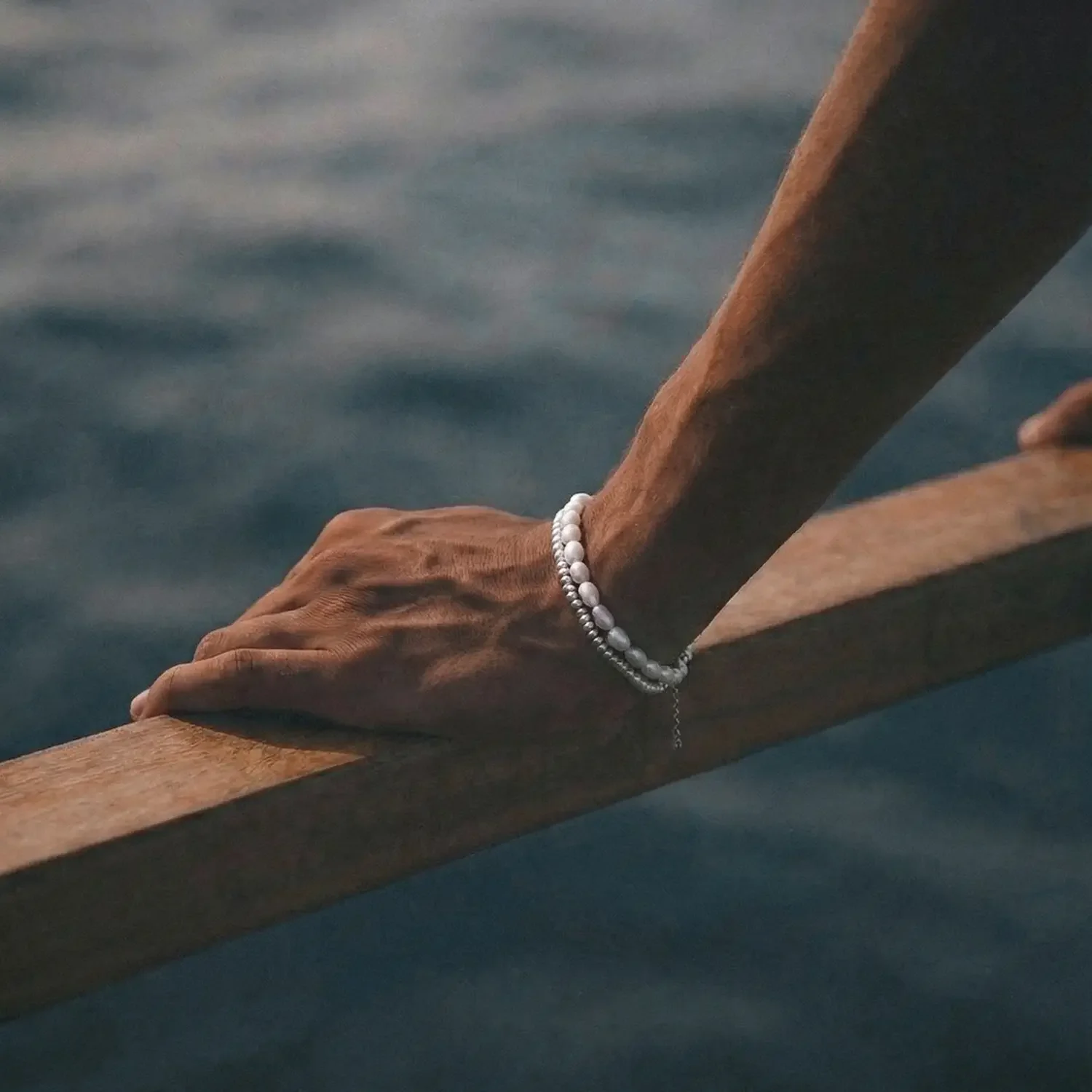 Cobolt Blue Woven Leather Bracelet 02.webp