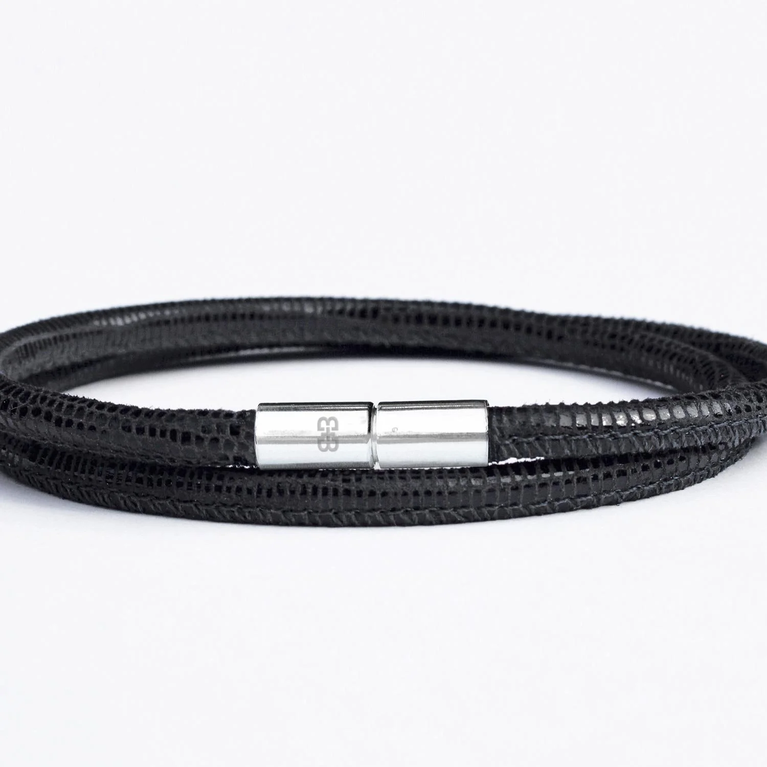 Lizard-Black-Leather-Bracelet-2.jpg