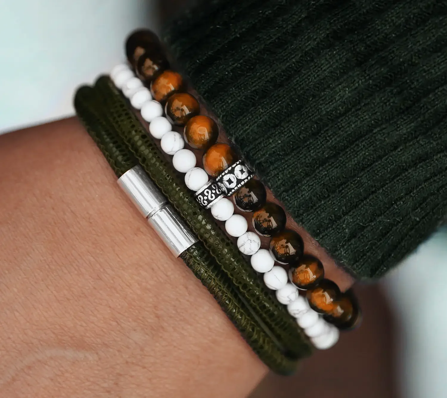Baxter-Baxter-Shop-Leather-Bracelets.webp
