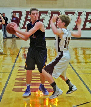 Lake Mills Leader - November 30, 2016