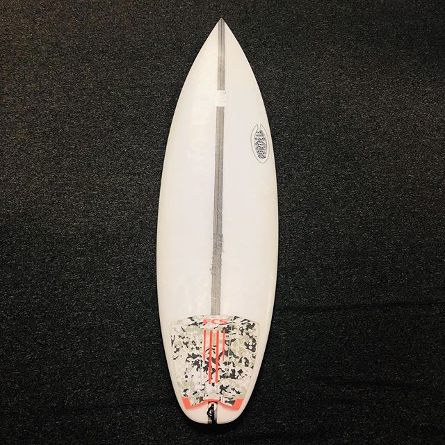 Cordell Surfboard
5’10”  18’ 3/4”x2’ 1/4”
$250.00
@cordell_surfboards @surfride