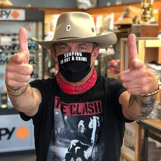 The legend @tsherms stopped by and we&rsquo;re not surprised what mask he chose... &ldquo;Surfing Is Not A Crime&rdquo;
Masks available for sale I store and online! What&rsquo;s your slogan? #surfridemask #SurfingIsNotACrime