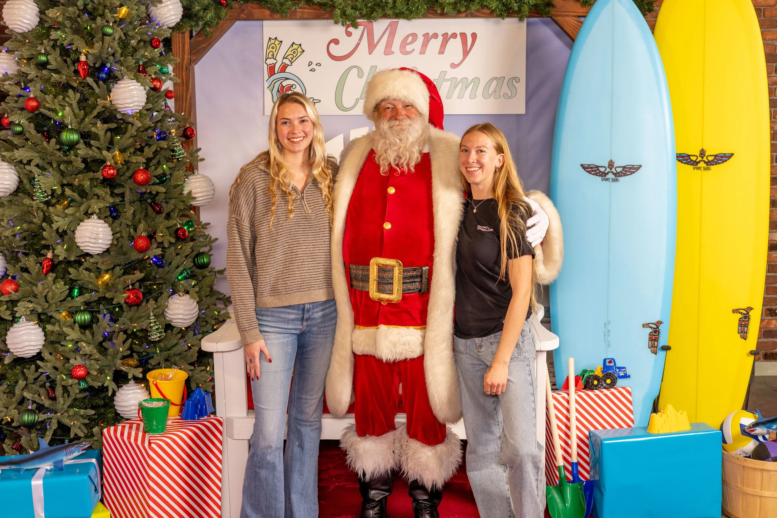Surf Ride Santa Day-HD--774.jpg