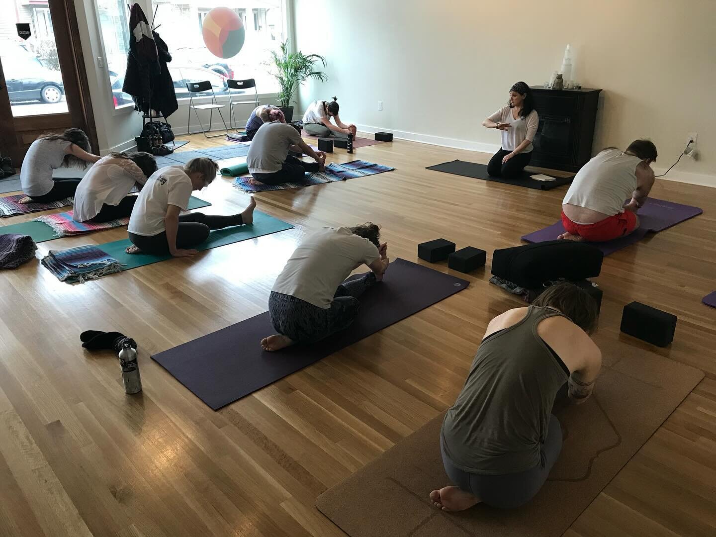 There are a few spots left in tonight&rsquo;s Shakti Kundalini pop-up with @buddhacaffe. Class is from 7:30-9pm!

About this class:

An uplifting blend of spiritual and physical practices, Shakti Kundalini Yoga incorporates movement (more hatha style