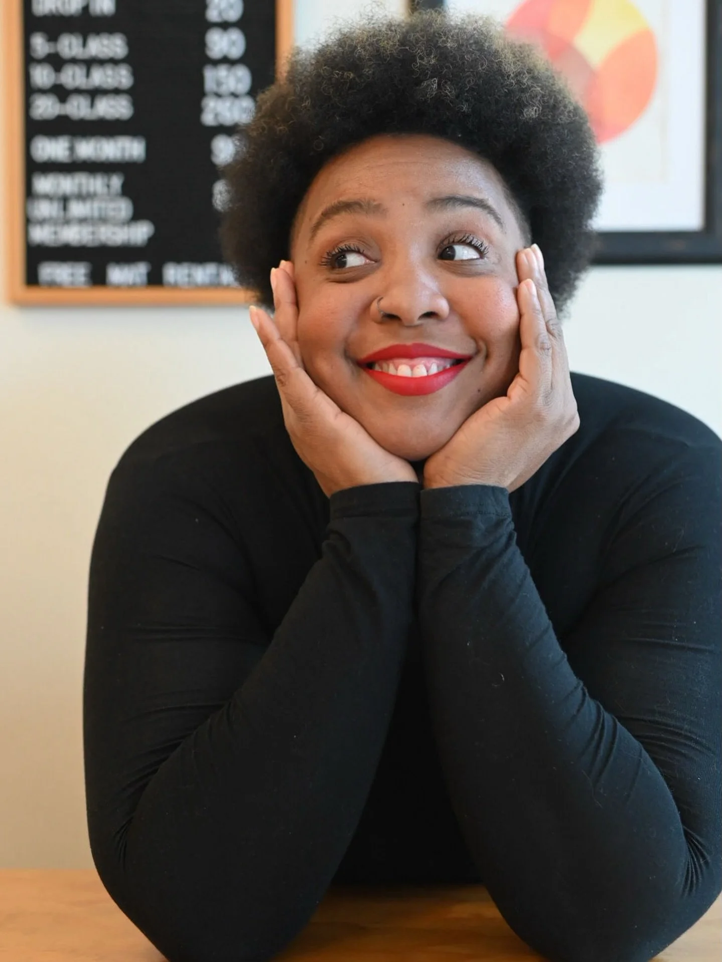 Snowy day rule #1: If you&rsquo;re gonna brave the weather, make it worth it.

Heated yoga/pilates: ✔️
Community vibes: ✔️
Adorably motivating instructors: ✔️✔️✔️

Two more times to soak up the heat today:

6pm Hot Pilates with @shauneedhealer_34 
7: