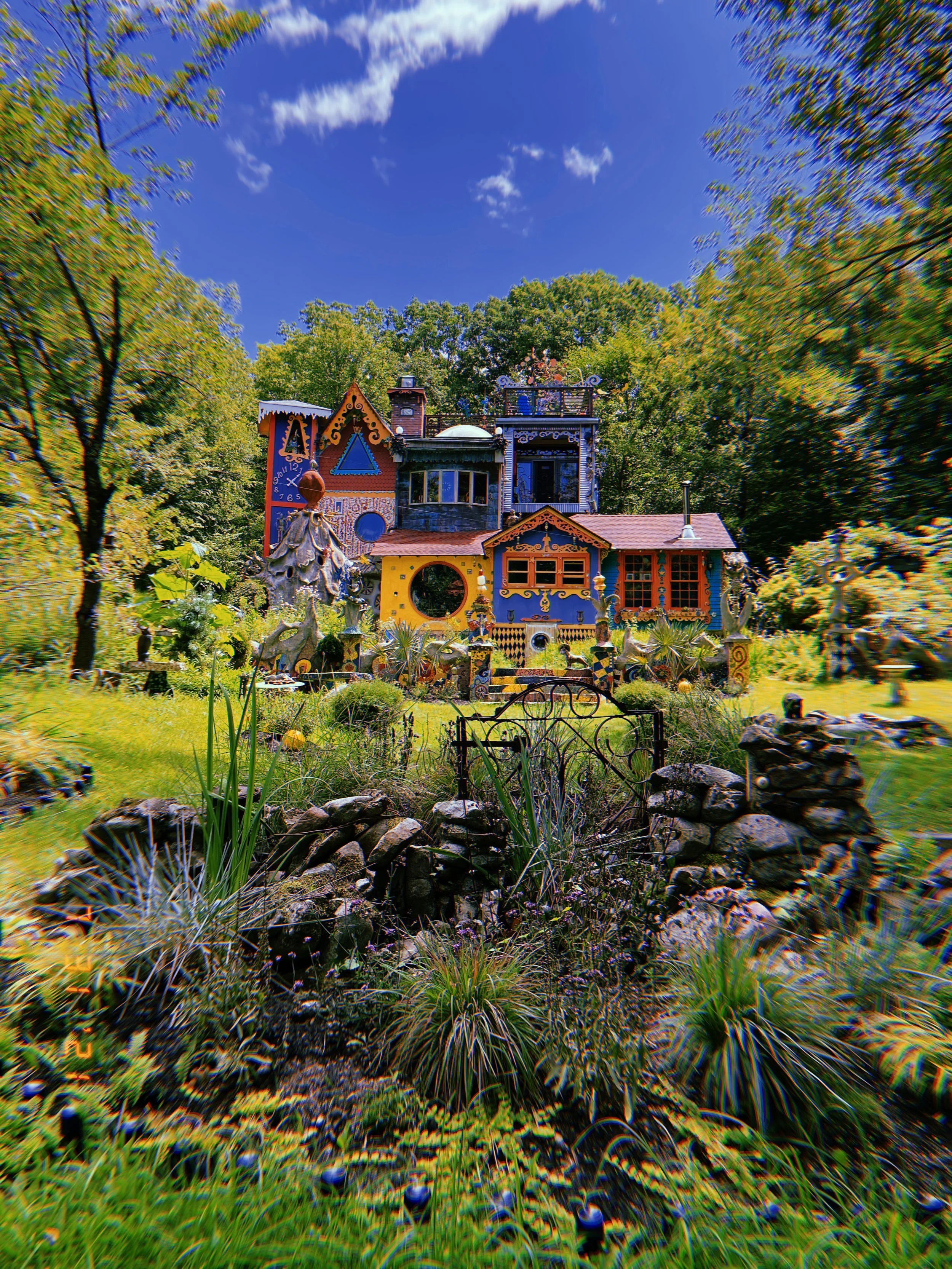 Eccentric Architecture