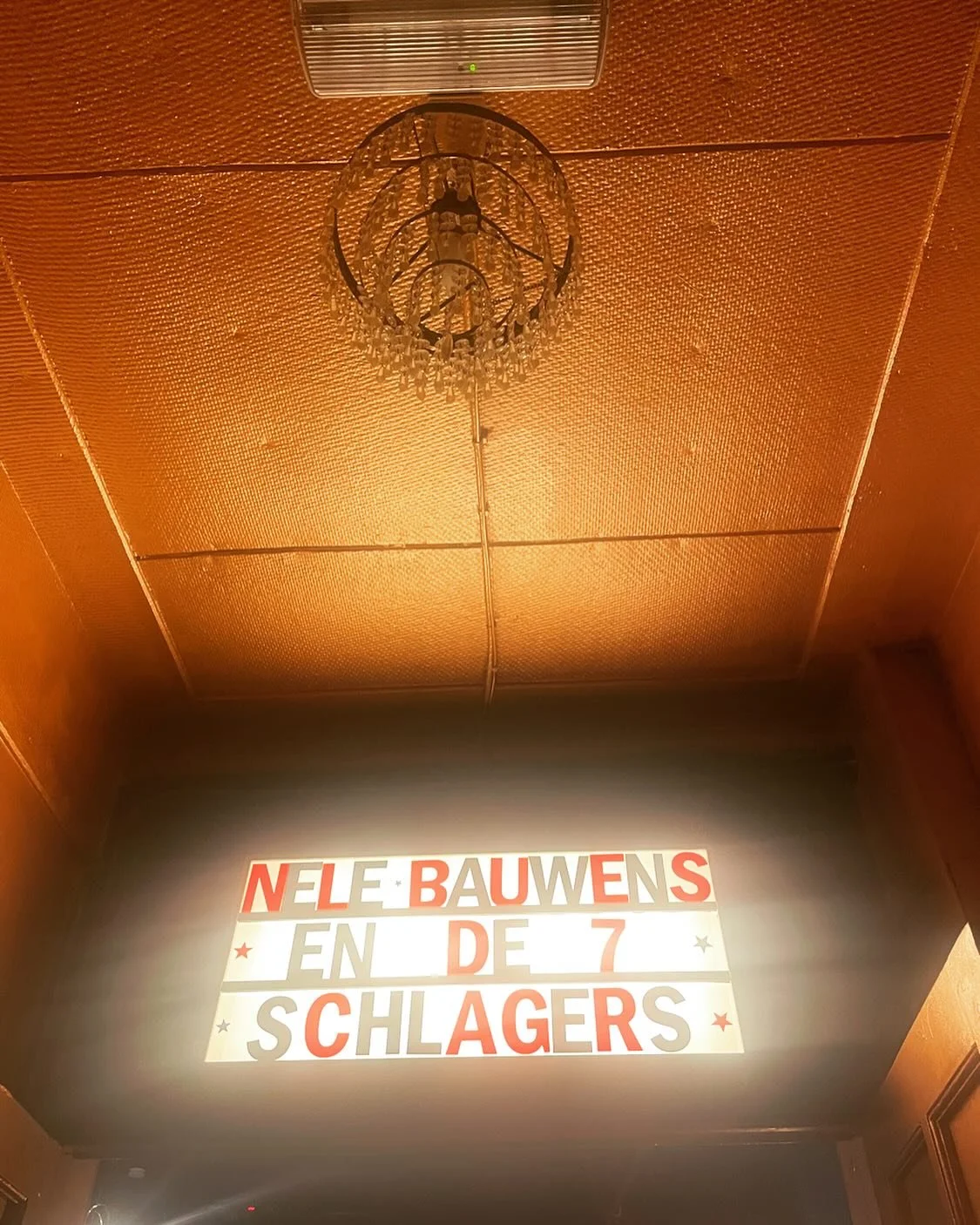 @het_huis_van_nut 
Een memorabele avond in Lier met &lsquo; Nele Bauwens en de Zeven Schlagers&rsquo;! Komen jullie ook? Tickets 🎫 www.nelebauwens.be
Be There!