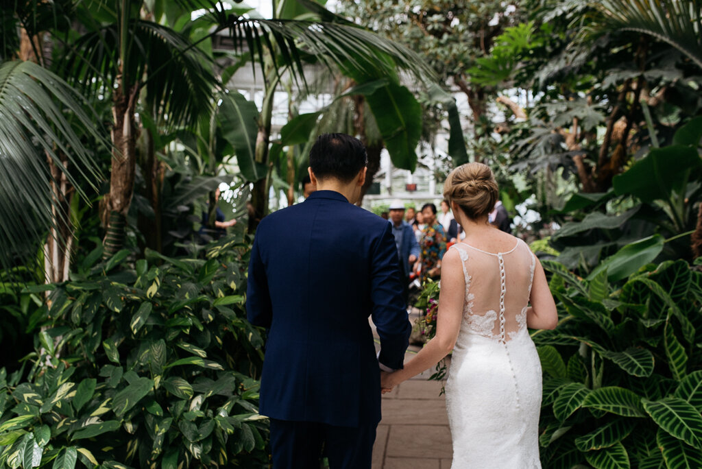 21_warren_jo_allan_gardens_greenhouse_wedding_toronto_CY19050.jpg