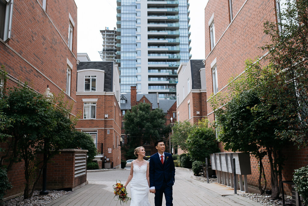 108_warren_jo_allan_gardens_greenhouse_wedding_toronto_CY10133.jpg