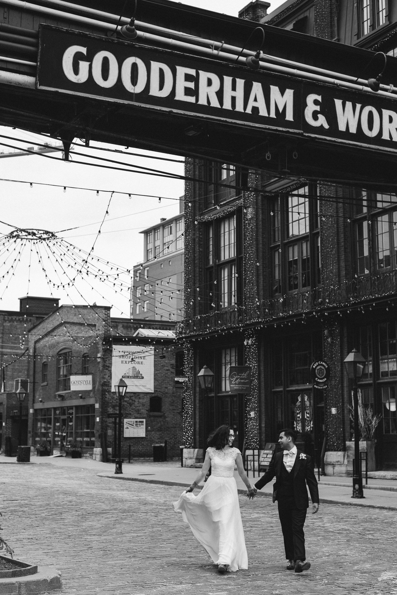 129_EU-distillery district-cluny-toronto-wedding-photography_CY17076.JPG