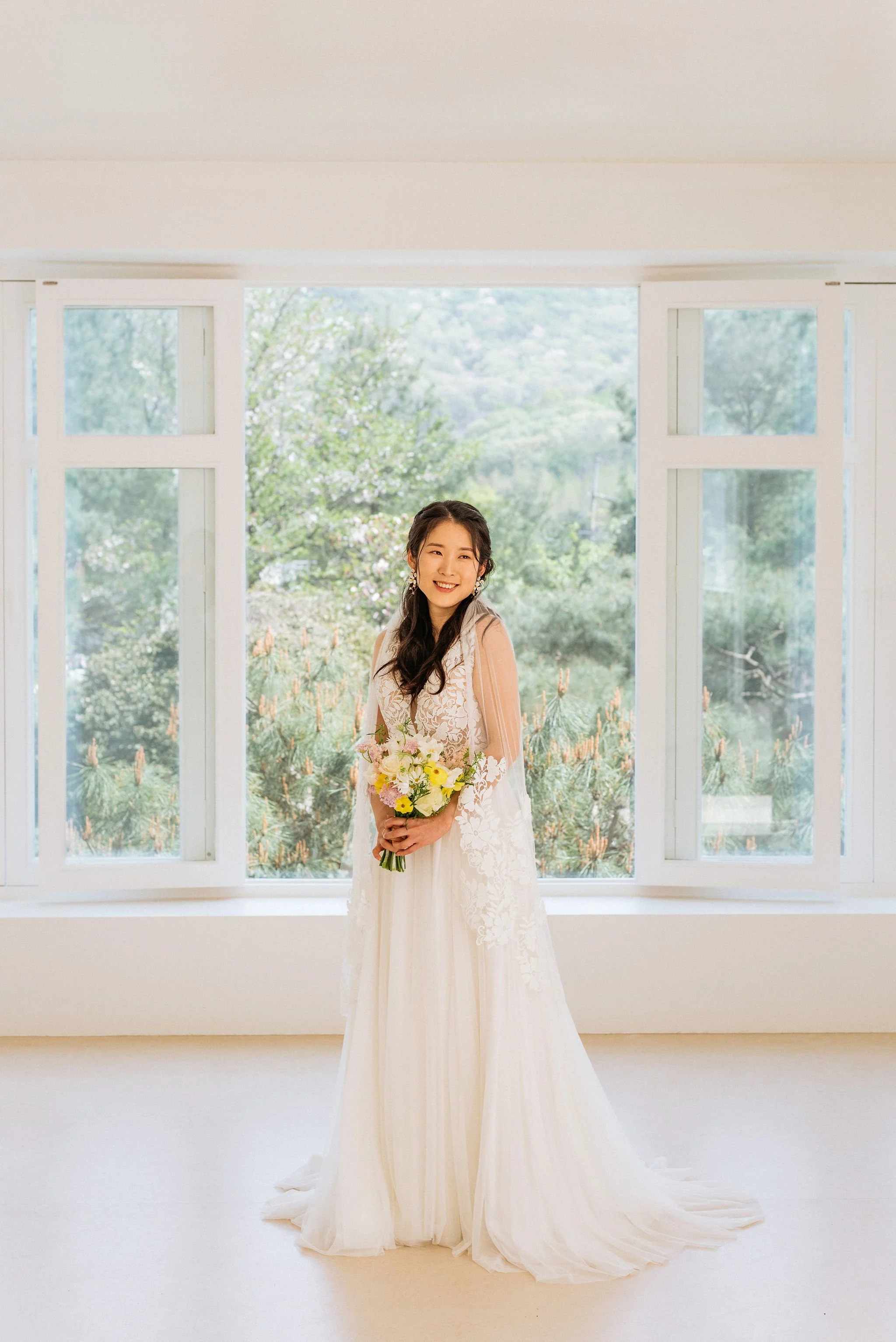 135_RH_destinationgardenwedding_korea__CY26423 2.JPG