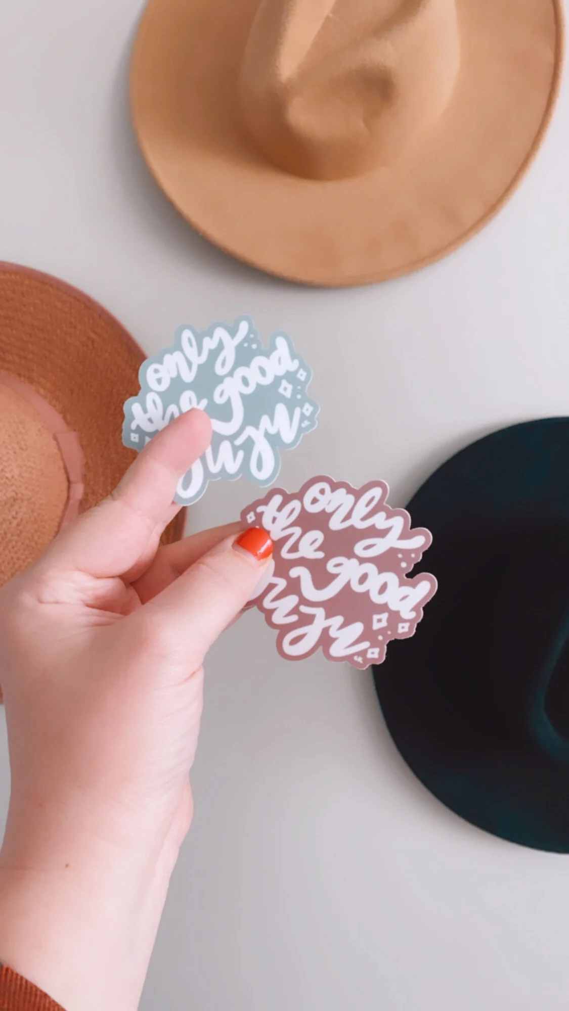 6700EBEA-2AC1-401D-A4AB-922EEDE4E351