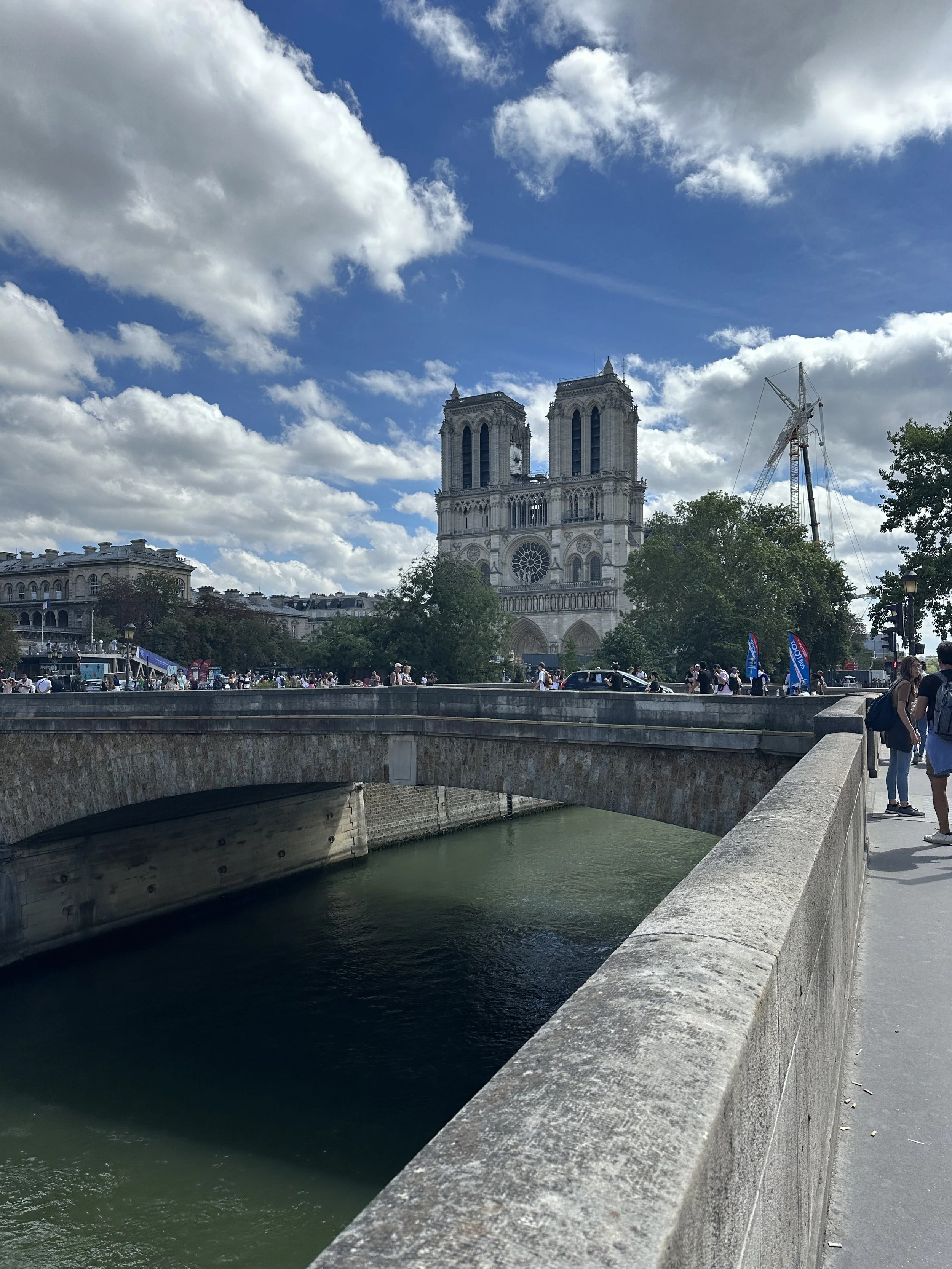 Episode 220 - Notre Dame de Paris with Less than 4 Months to go