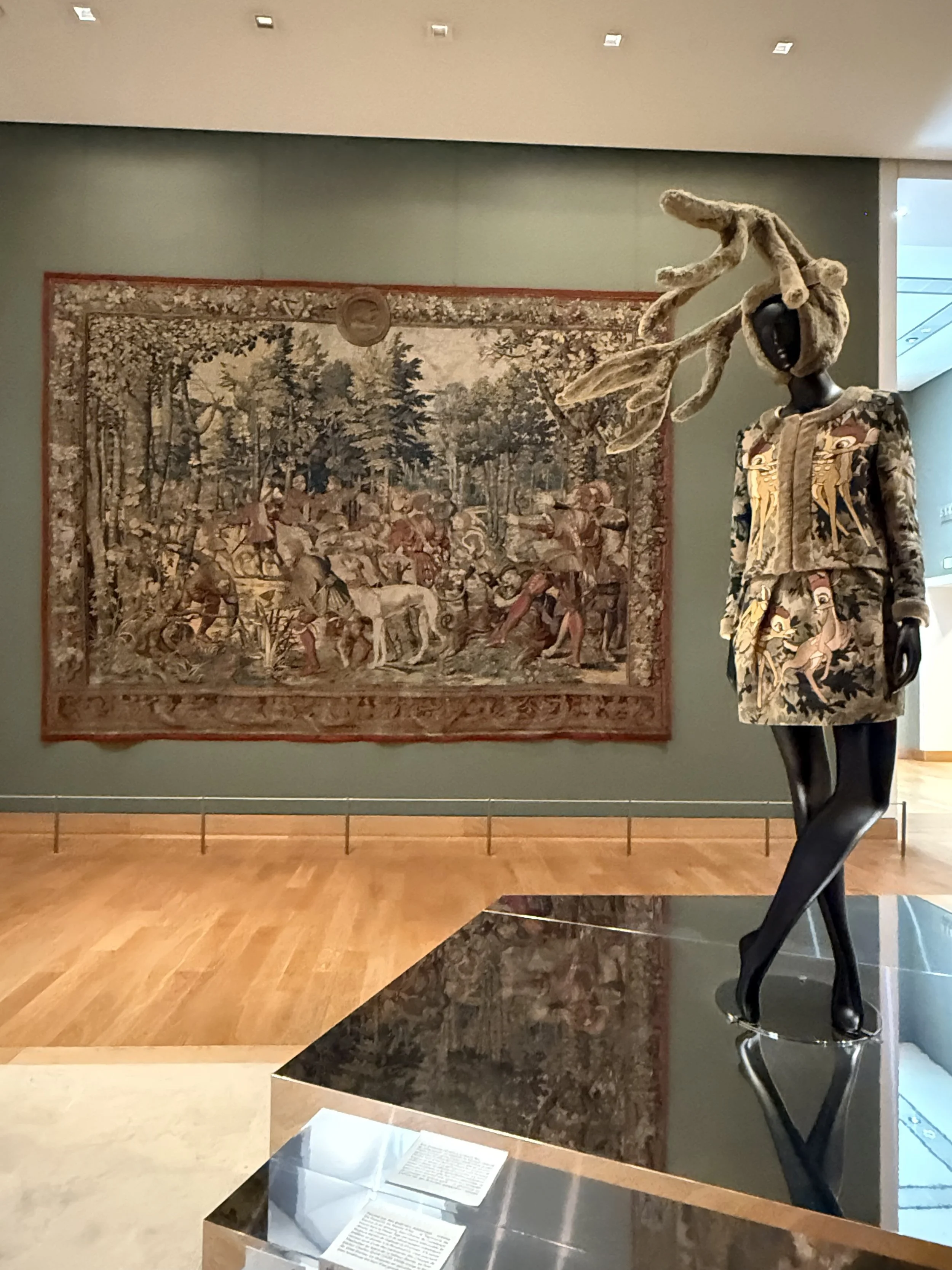Episode 266 - Louvre Couture Exhibit - Fashion and Tapestry