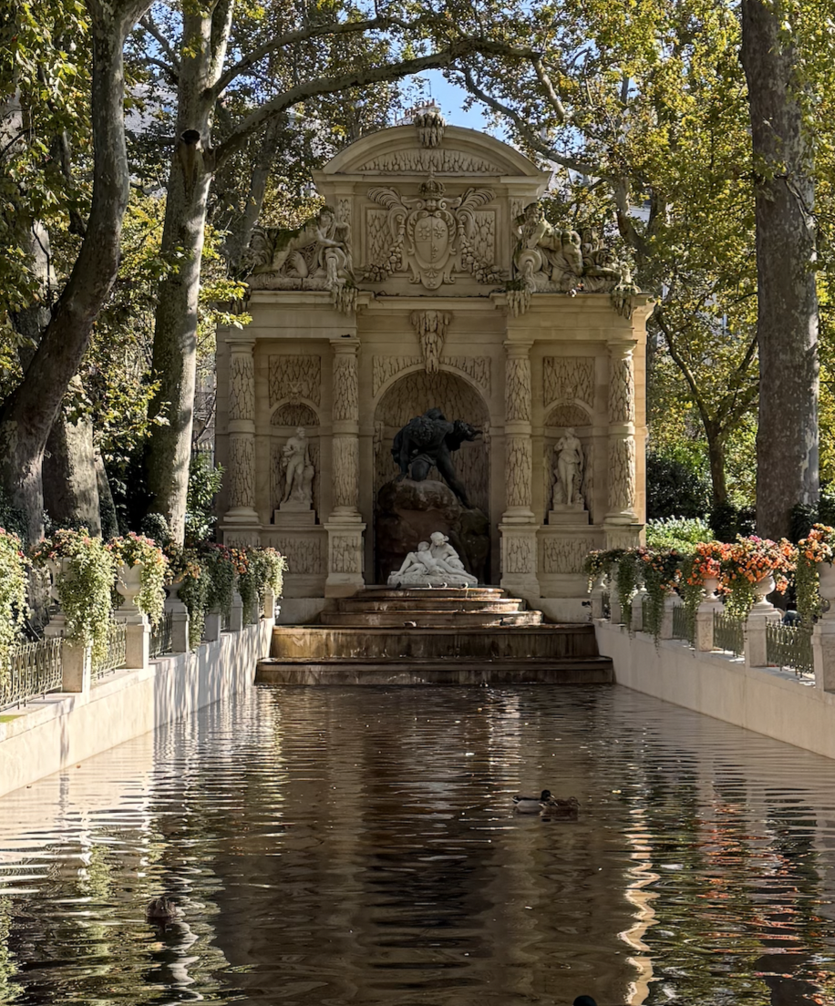 Episode 11 - La Fontaine Medici