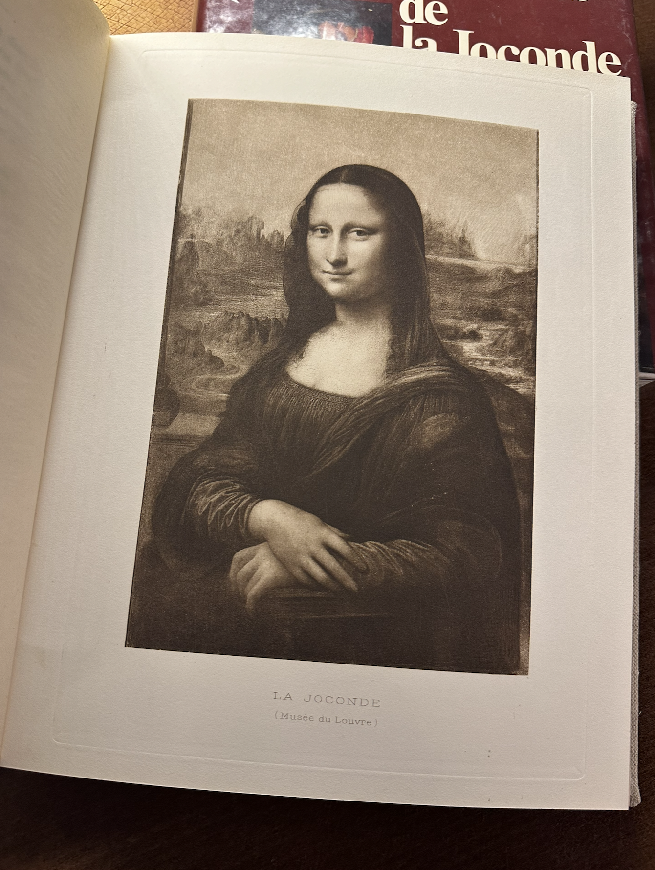 Episode 23 - The Birth of a Legend and the Woman Behind the Mona Lisa 