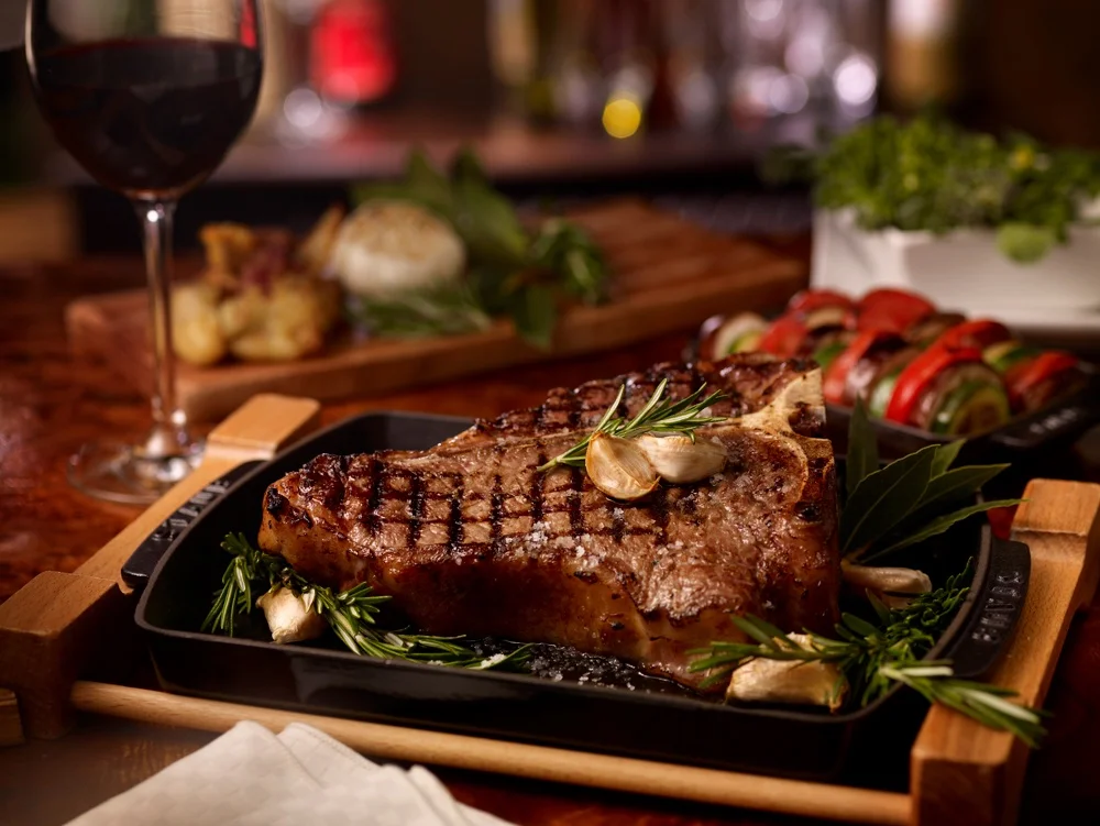Steak 1 w wine-216 v2.jpg