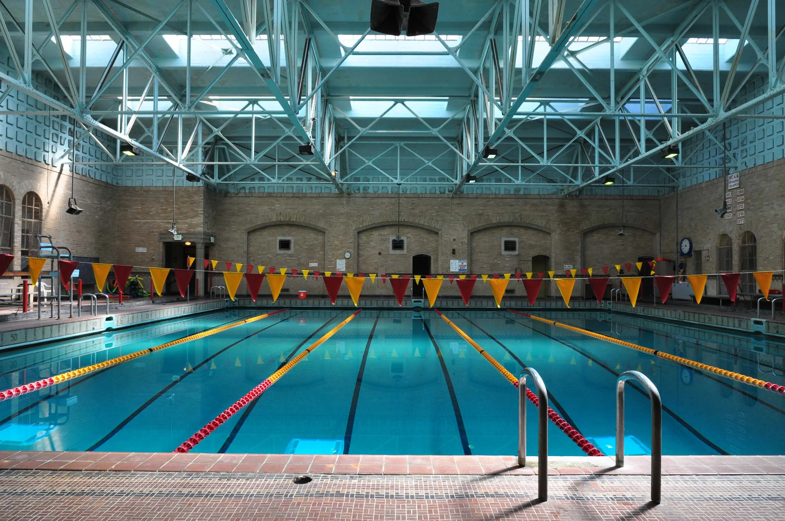 fun05_School-14b-PE_pool-29.jpg