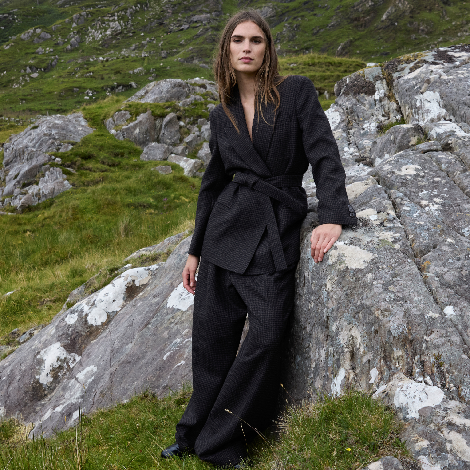Laoise+Belted+Jacket+%26+Alannah+trousers.png