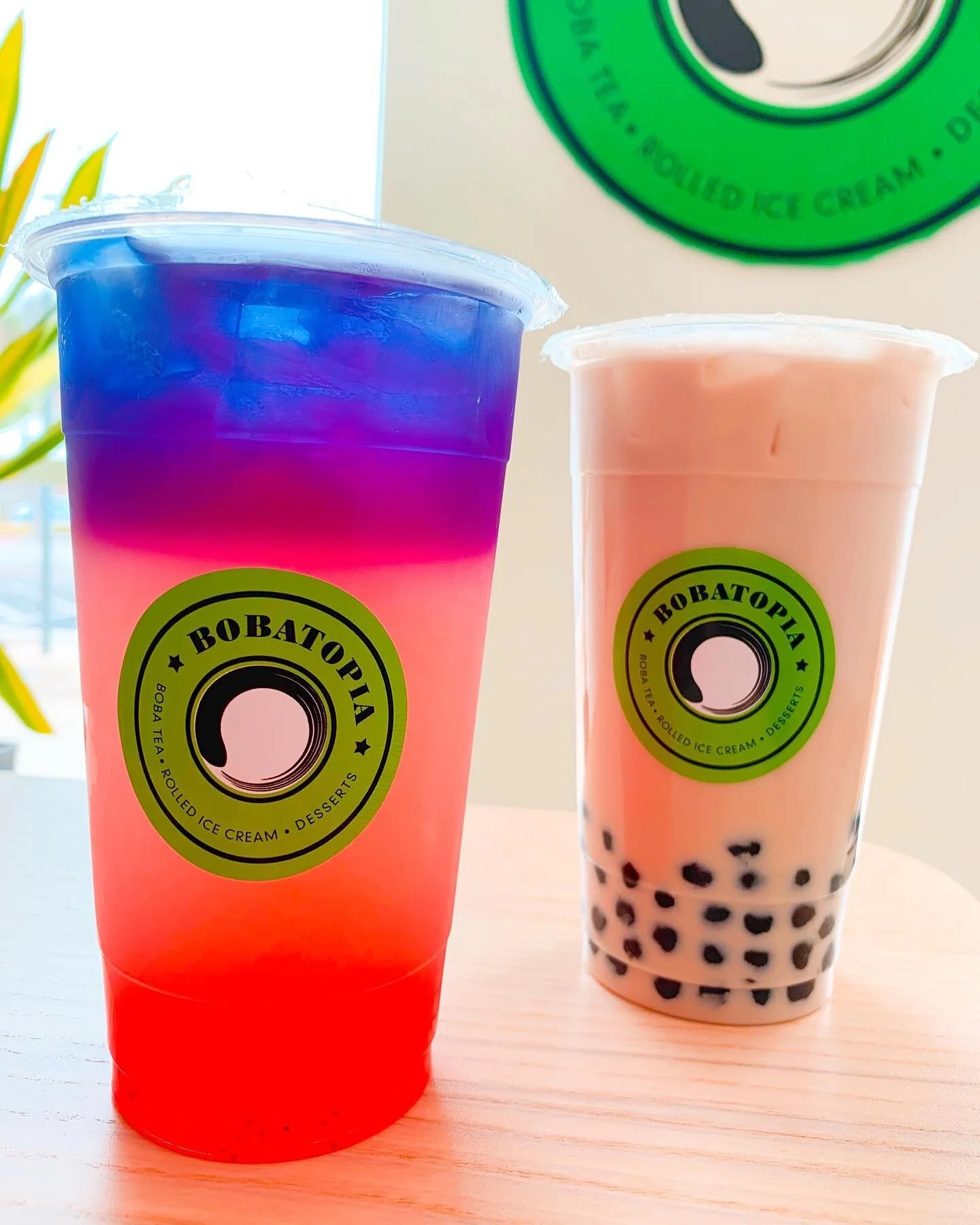 #SanAntonioLovelist 536 // @bobatopia_sa boba for you and Boba for me. I Will take everybody on a Boba date if you comment down below after The panorama. 

Bobatopia is on the far north east side like we&rsquo;re talking Live Oak. Since you&rsquo;re 